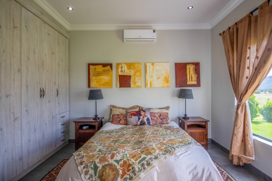 3 Bedroom Property for Sale in WestLake Country Safari Estate North West